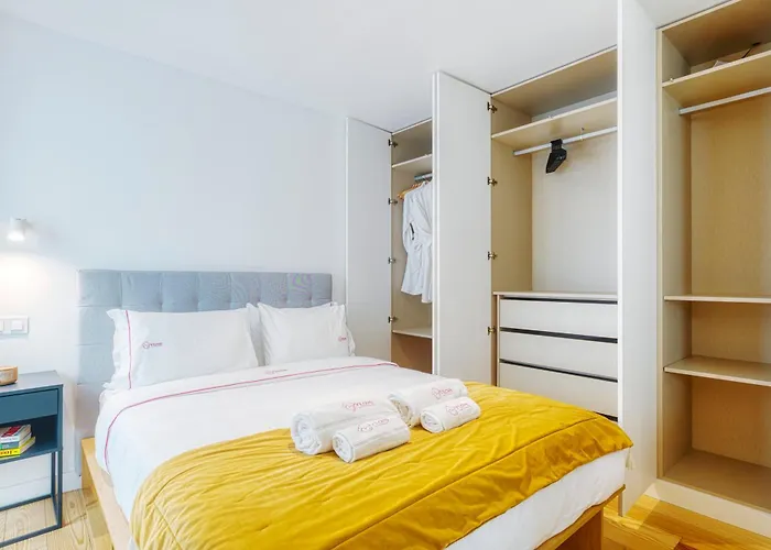 New! Modern & Chic Alfama *