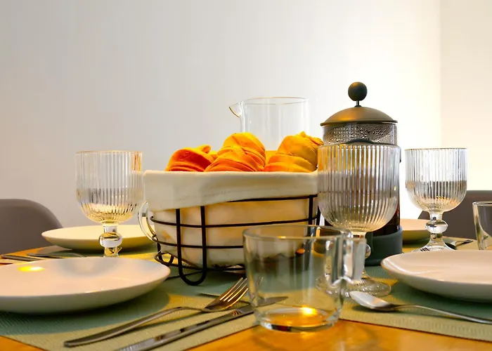 New! Modern & Chic Alfama