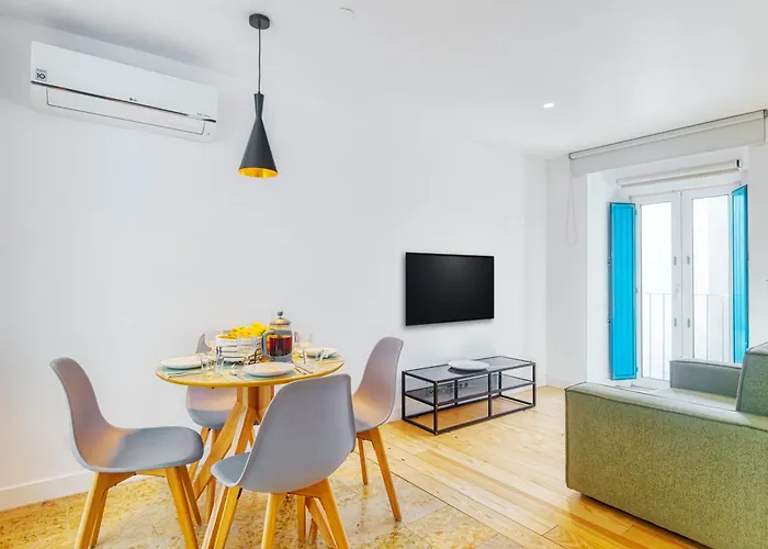 Apartment New! Modern & Chic Alfama *