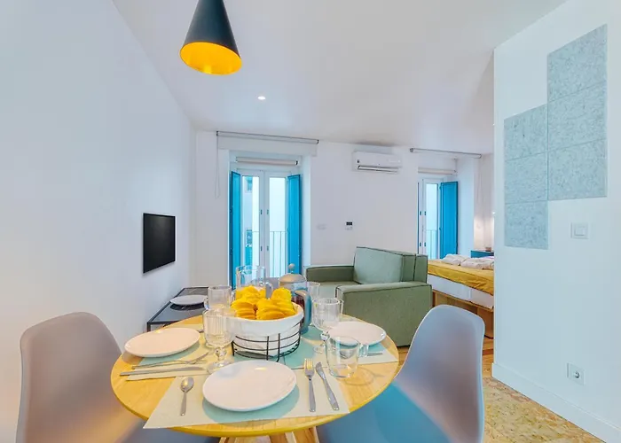 Apartment New! Modern & Chic Alfama Lisbon