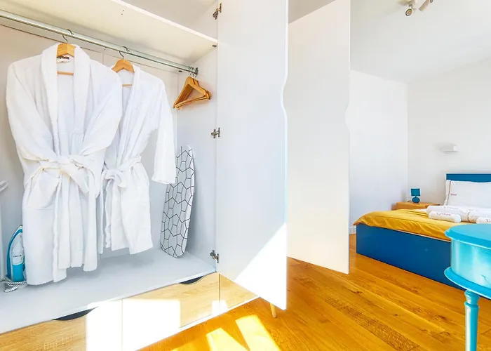 Apartment New! Modern & Chic Alfama Lisbon