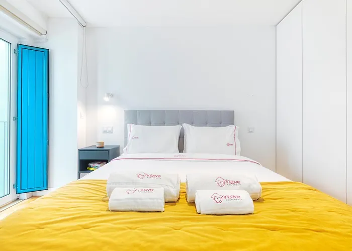 New! Modern & Chic Alfama